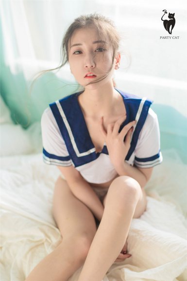 冰雪上的一抹亮色，风雪中的顽强坚守‘JBO竞博电竞’